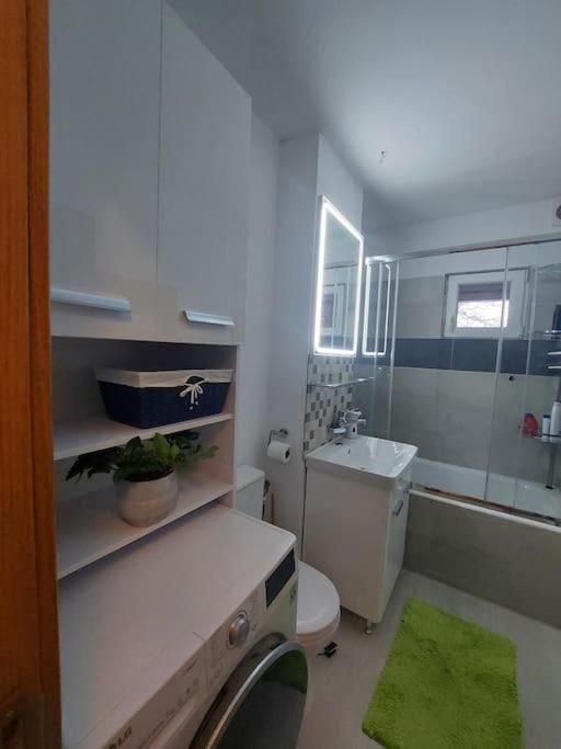 Apartament Spatios In Braşov Exterior foto
